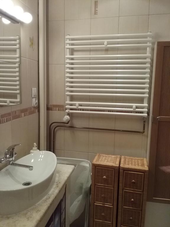 Pod Witrazem Apartment ทอรูน ภายนอก รูปภาพ